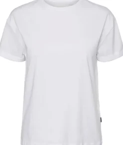 Noisy May Brandy t-paita