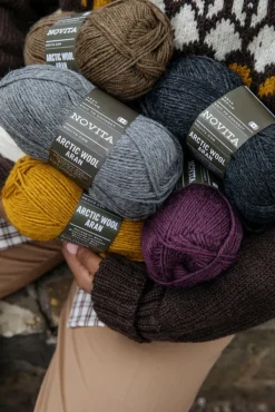Novita lanka Arctic Wool Aran 100 g tikli 261