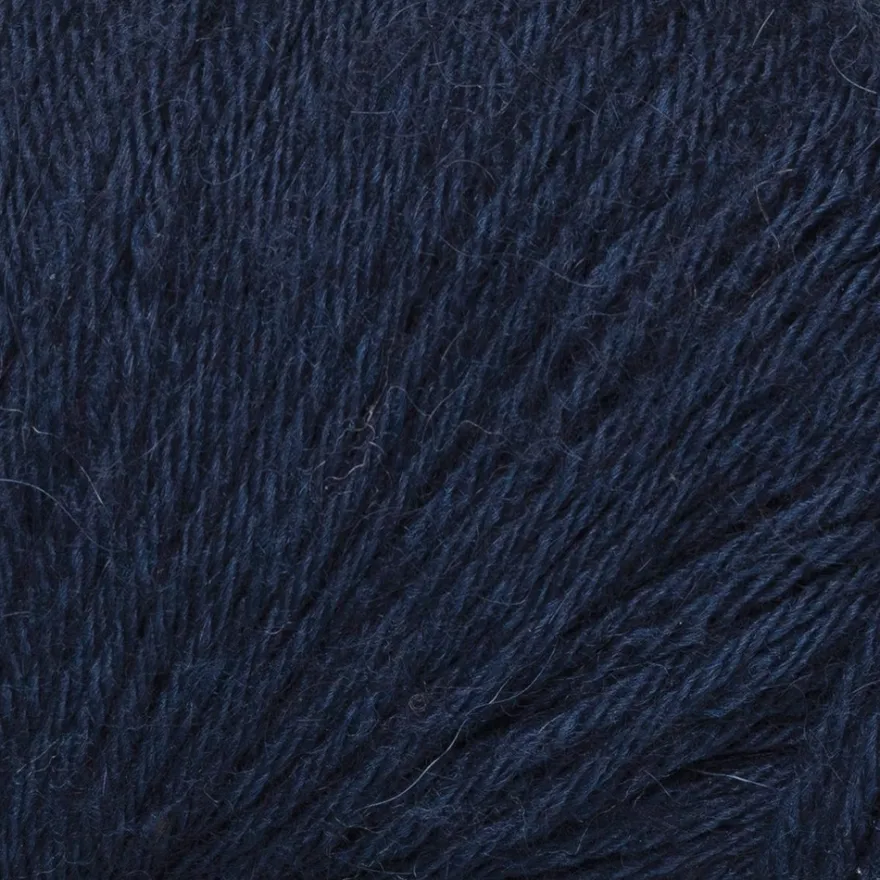 Novita lanka Helene 50 g abyss 1781