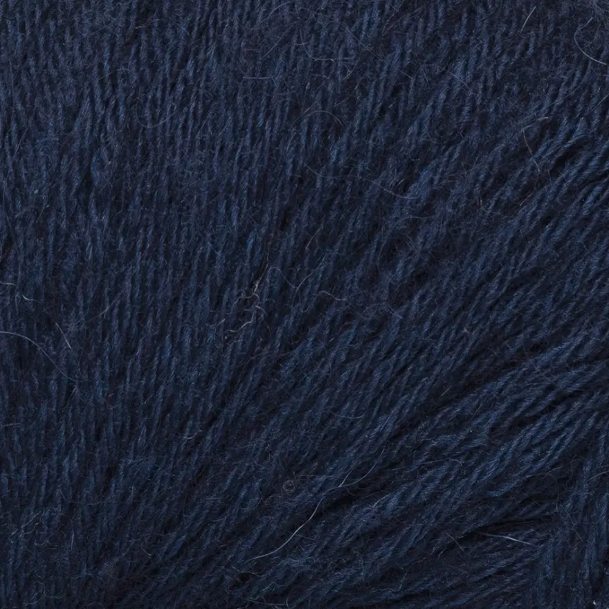 Novita lanka Helene 50 g abyss 1781