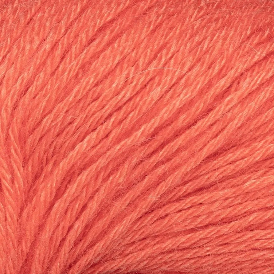 Novita lanka Helene 50 g burn 5421