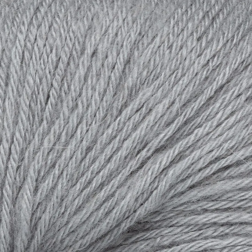 Novita lanka Helene 50 g fog 075