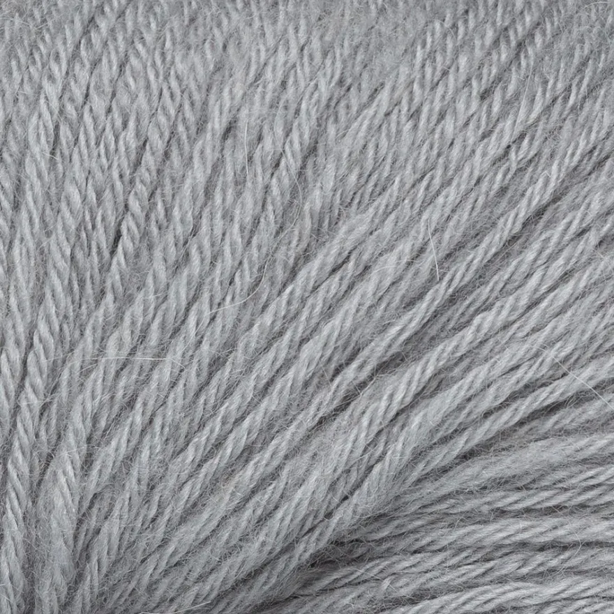 Novita lanka Helene 50 g fog 075