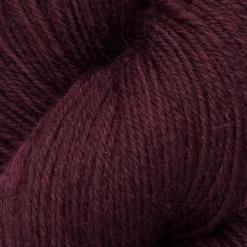 Novita lanka Novita x Laine 4PLY 100 g Deep Burgundy 7821