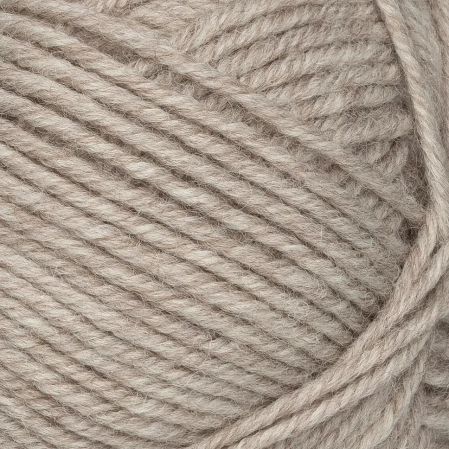 Novita lanka 7 Sisters 100g hiekka 060