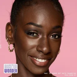 NYX Professional Makeup Make Em Wonder -meikkivoide 30 ml