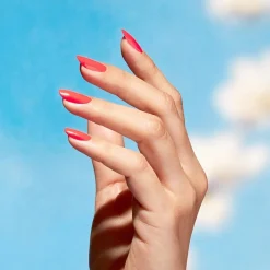 OPI Nature Strong Lacquer kynsilakka 15 ml