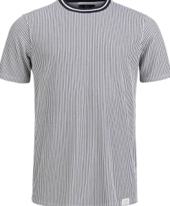 Pelle P Brassie-Tee t-paita