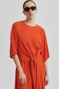Second Female Elvas mekko