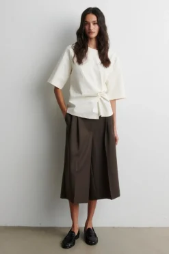Second Female t-paita Arkai Drape
