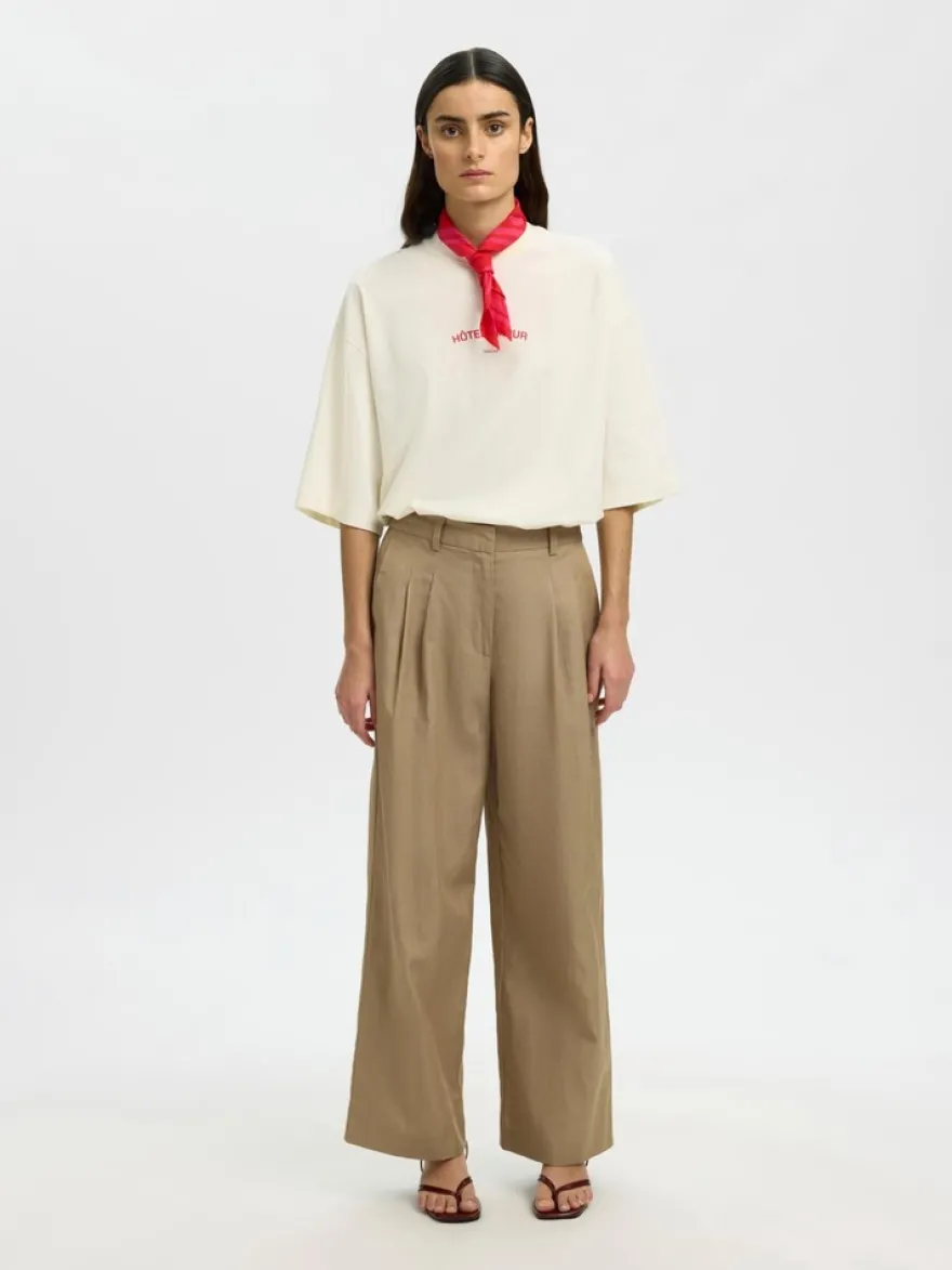 Selected Slfboxy t-paita