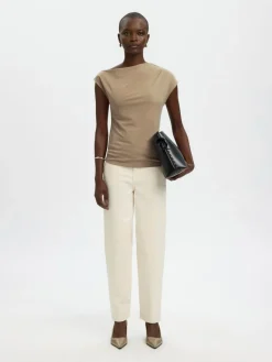 Selected Slfmolly toppi