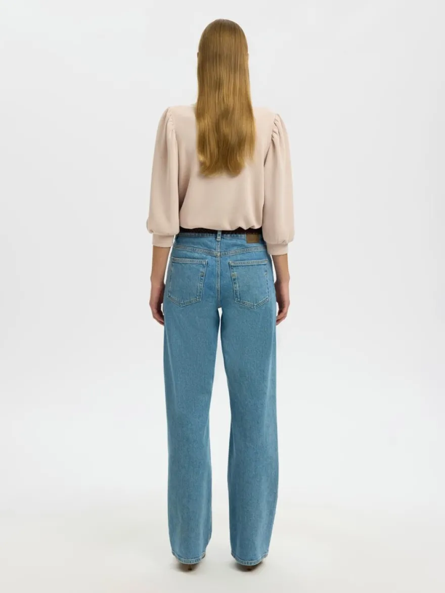 Selected SLFTenny pusero