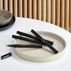 SENSAI Designing Liquid Eyeliner nestemäinen silmänrajaus 0,6 ml