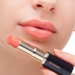 SENSAI Lasting Plump Lipstick Refil huulipunan väritäyttöpakkaus 3,8 g