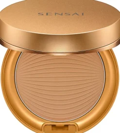 SENSAI Silky Bronze Veil Compact SPF 20 aurinkosuojapuuteri 8,5 g