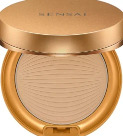 SENSAI Silky Bronze Veil Compact SPF 20 aurinkosuojapuuteri 8,5 g