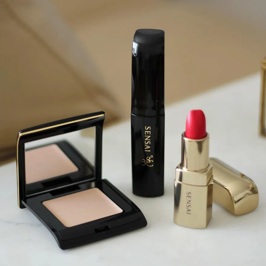 SENSAI Supreme Illuminator kuultovoide 4 g