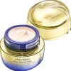 Shiseido Vital Perfection Uplifting and Firming Advanced Day Cream päivävoide 50 ml
