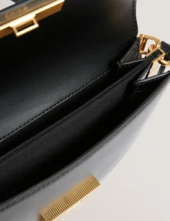 Ted Baker Kkasa lock detail olkalaukku