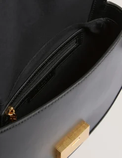 Ted Baker Kkhayla lock detail olkalaukku