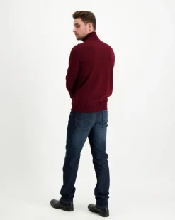 Turo Tailor pooloneule Nevils