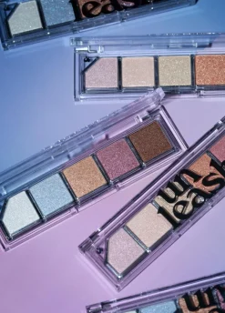 Unleashia Mood Shower Face Palette -kasvopaletti 20 g