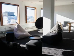 VM Carpet villa-paperinarumatto Tunturi 79 musta