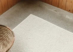 VM Carpet villa-paperinarumatto Hehku 69 valkoinen