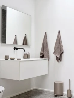 Zone Denmark Nova One hammasharjamuki taupe